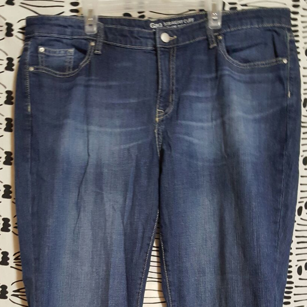Women's Gap Cuffed Jeans